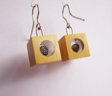 earrings Piquia Amarello with Zebra Shells : $28