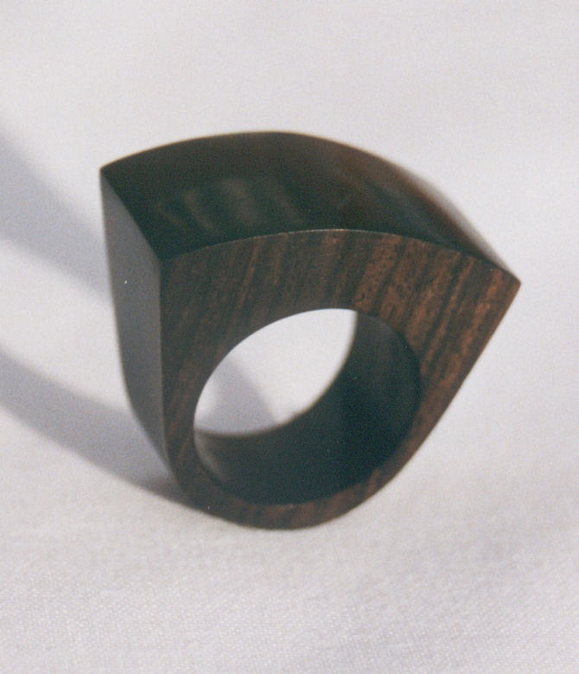 Ring Ebony : $25